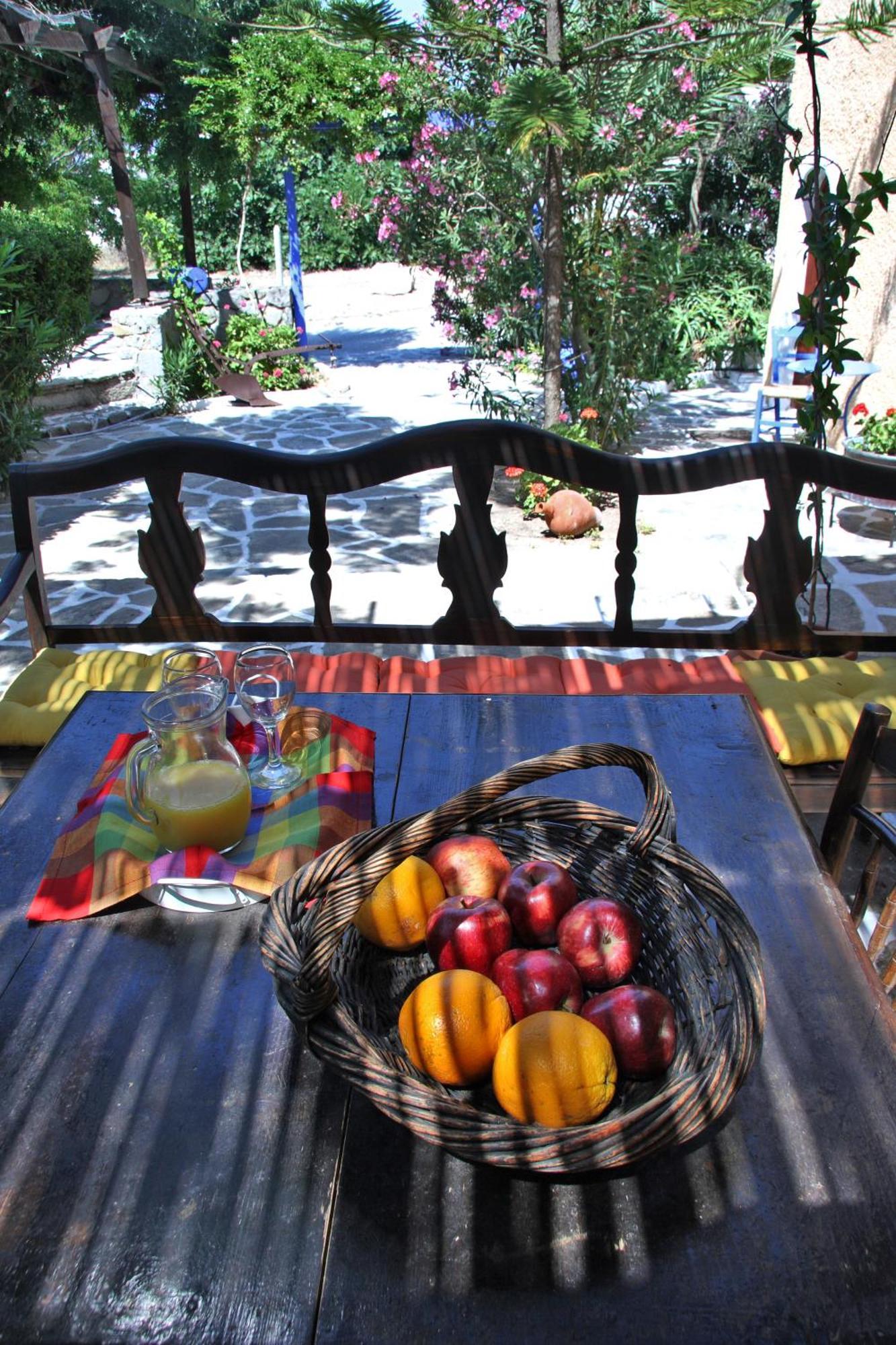Vagia Traditional, Aegina Island Ngoại thất bức ảnh